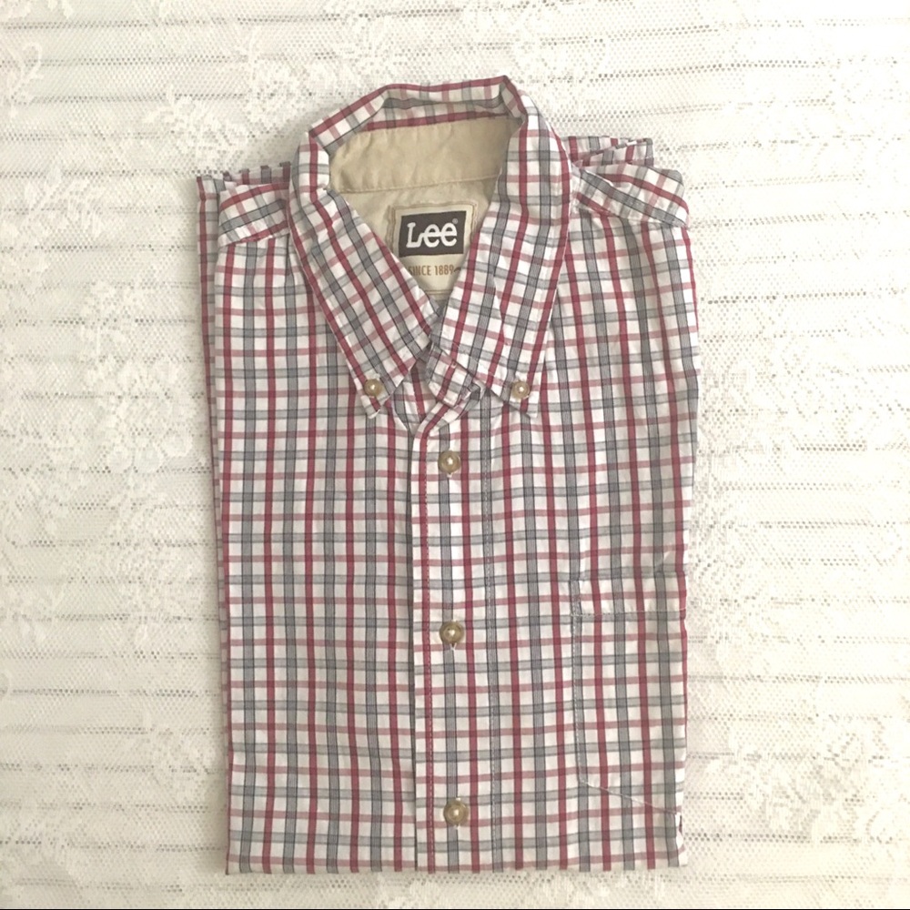 Lee Button Down Short Sleeve Plaid Shirt Medium
